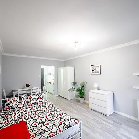 ワルシャワApartament Grojecka Korotynskiegoアパートメント 部屋 写真